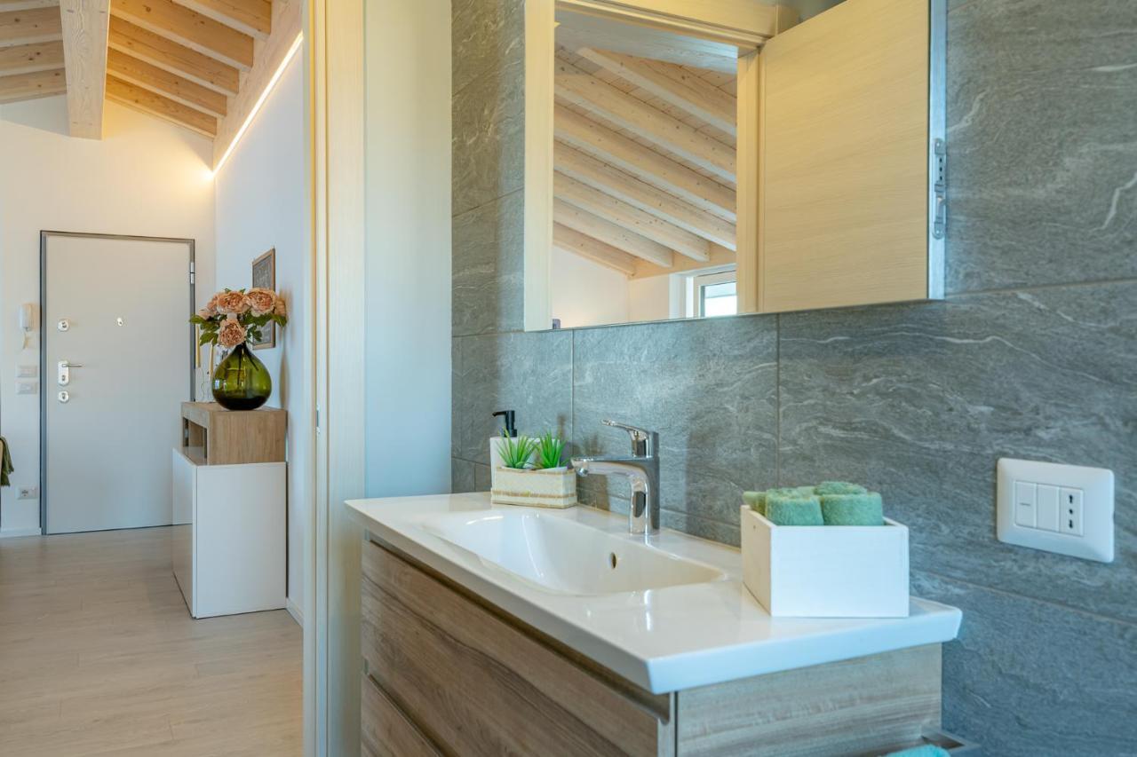 Classy Apartment Wifi, Parking & Stunning View! Acquaseria Exteriér fotografie