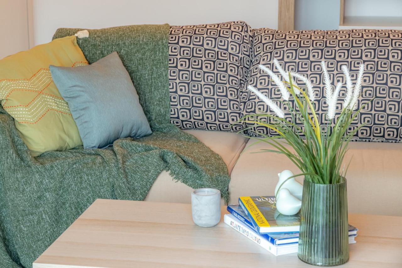 Classy Apartment Wifi, Parking & Stunning View! Acquaseria Exteriér fotografie