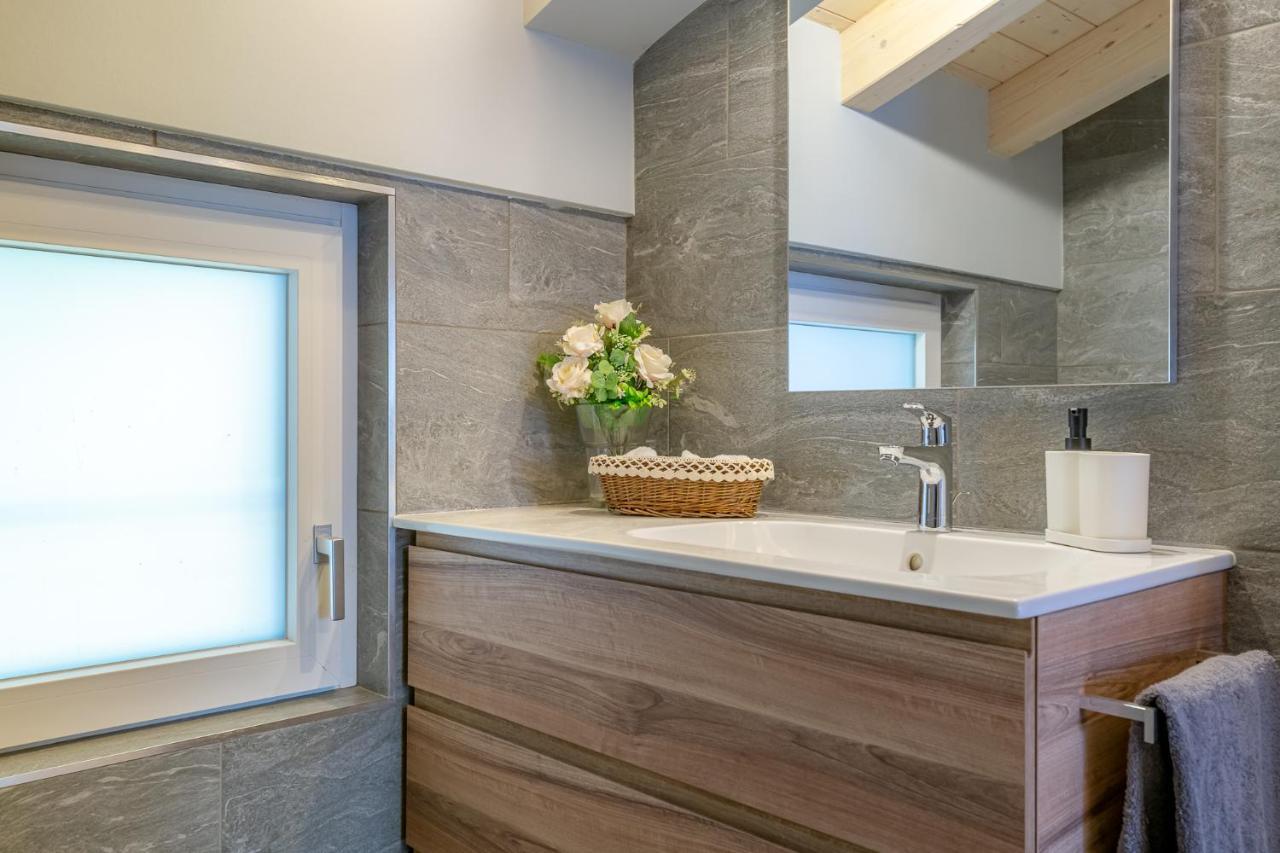 Classy Apartment Wifi, Parking & Stunning View! Acquaseria Exteriér fotografie